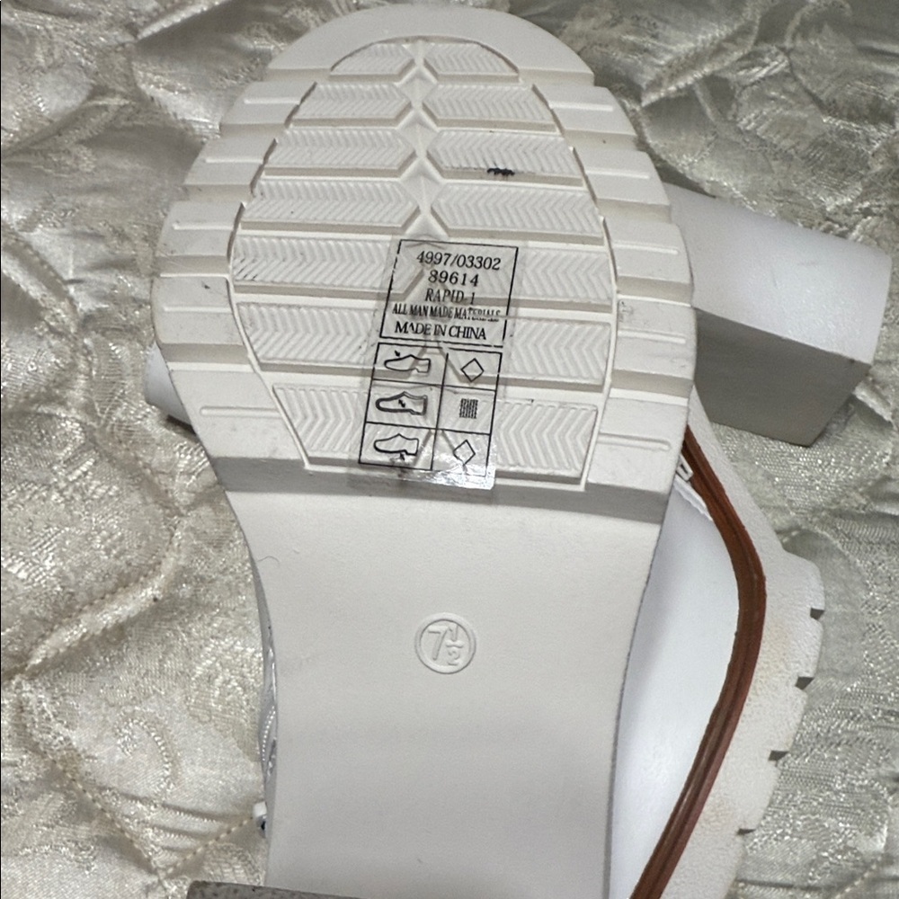 New White Pierre Dumas Ankle Boots - Picture 6 of 6